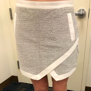 NWT Banana Republic Mini Skirt - Size 4